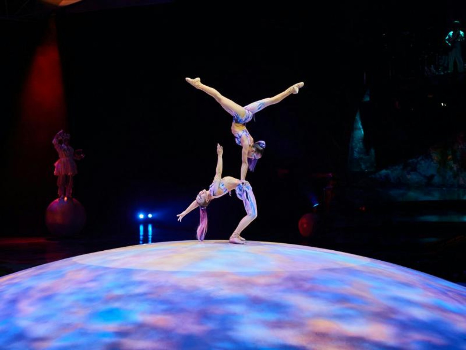 Mystère acrobatic duo performing at TI Las Vegas