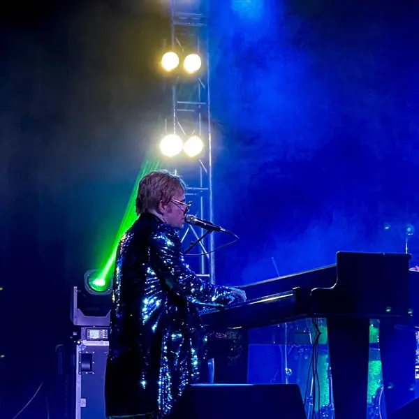 Sir Elton Las Vegas show photo